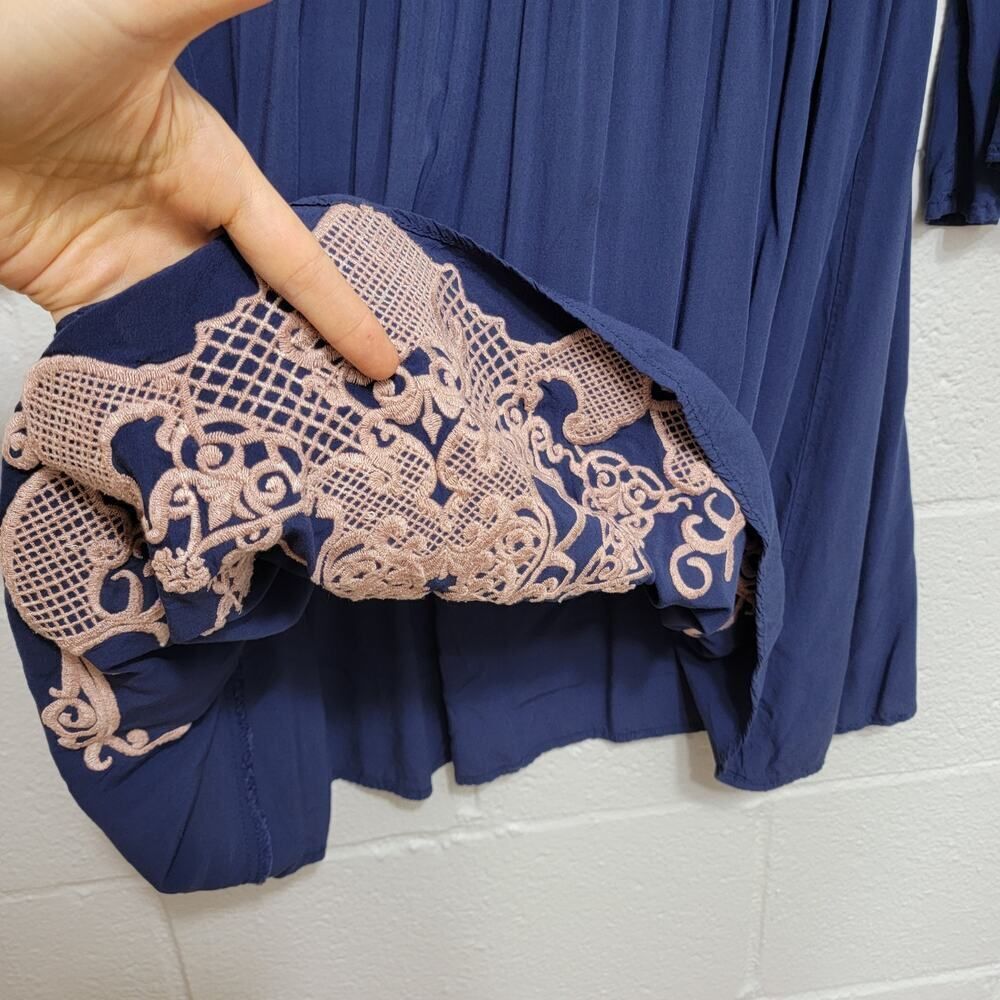 Embroidered Boho Dress - Picture 7 of 11